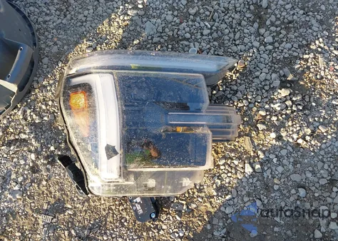 2024 Ford F-150 Lariat z USA, uszkodzony, nr VIN 1FTFW5L55RFB64576